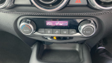 Nissan Juke 1.0 DiG-T 114 N-Connecta 5dr Petrol Hatchback